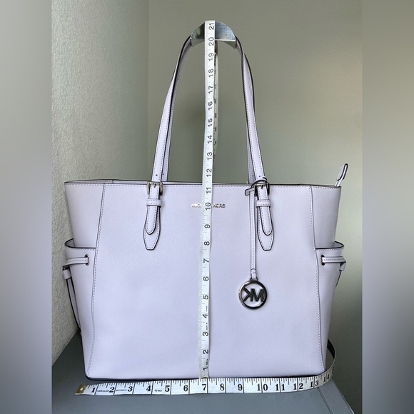 Michael Kors Gilly XL Drawstring Tote Saffiano Leather in Lavender Mist Color - Picture 12 of 12